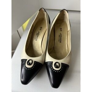 St. John Slip On Pumps Ivory/black Point Toe Shoes Size 8B